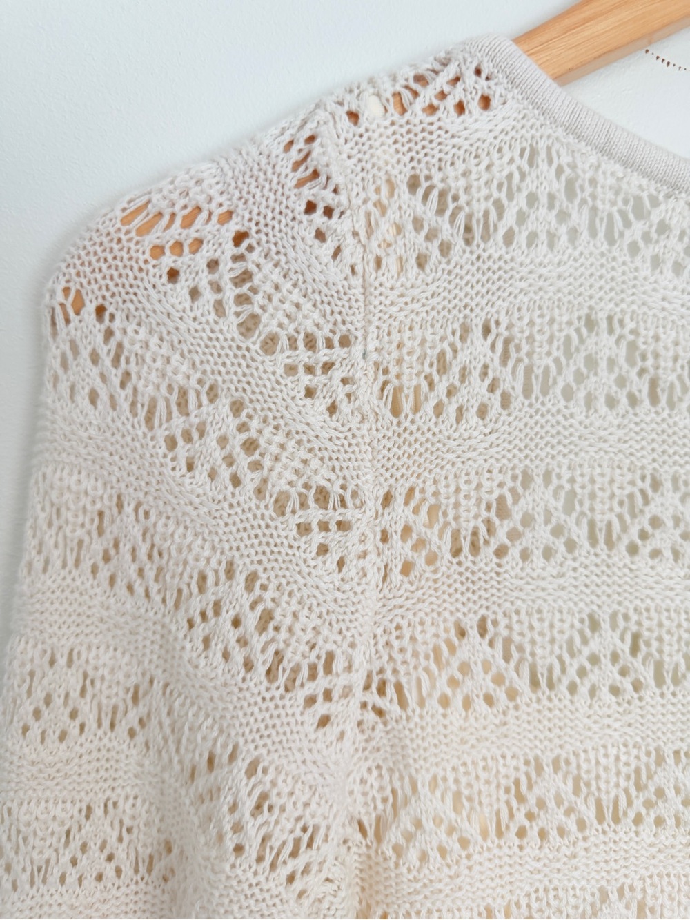 NWT Abercrombie & Fitch Crochet Lace Knit Long-Sleeve Midi Dress Cream Sz LT - Picture 10 of 11